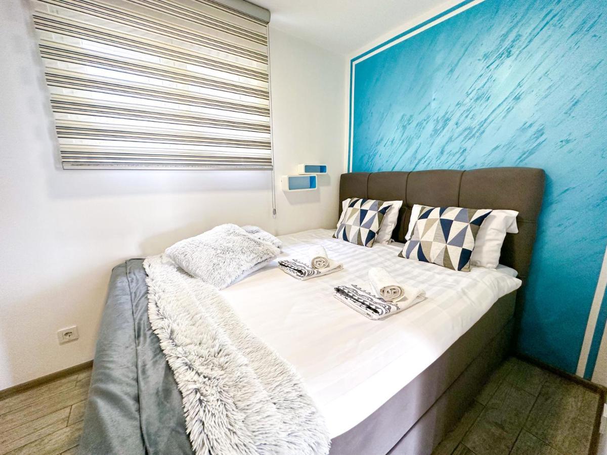 Luxury Apartman Asia Rijeka Bagian luar foto