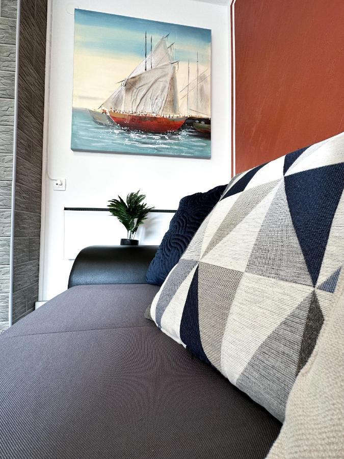 Luxury Apartman Asia Rijeka Bagian luar foto
